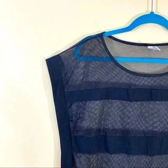 La Moda Black Sheer Mesh Striped Sleeveless Blouse - Picture 3 of 12